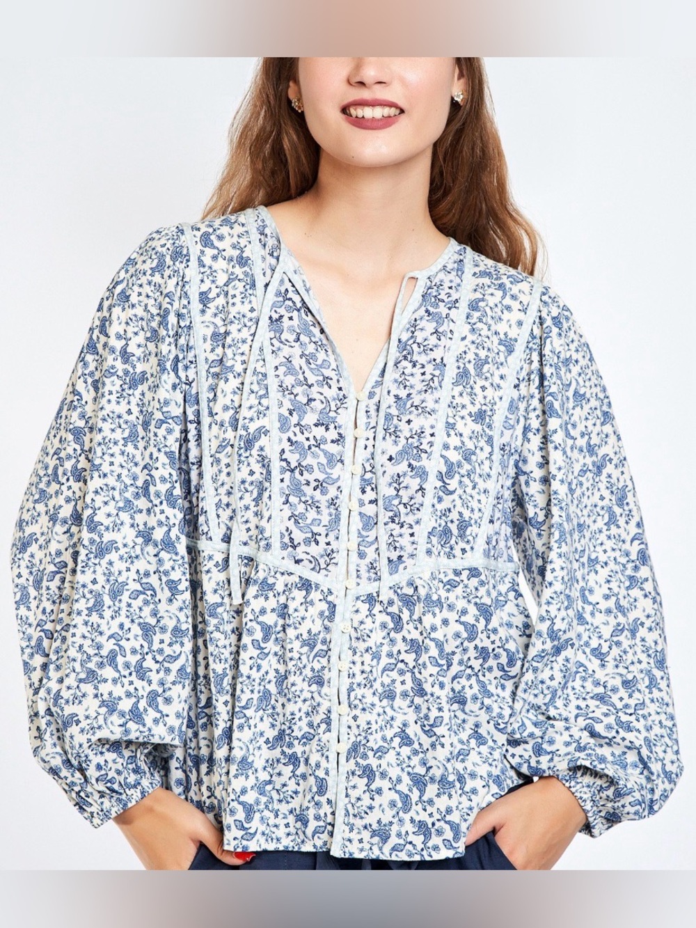 Old Navy Blue and White Floral Peasant Blouse Long Balloon Sleeves SZ XL EUC